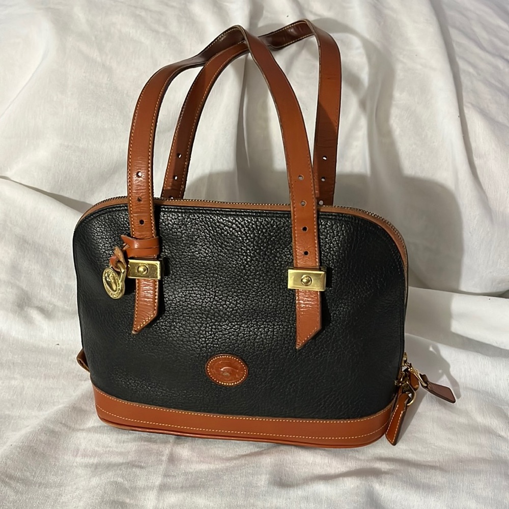 Dooney & Bourke Black Pebbled Leather Domed Zipper Closure Satchel Shoulder Bag